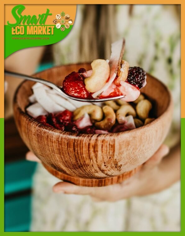 Recipiente con Castañas de Cajú enteras, cerezas, pasas de uva, etc.