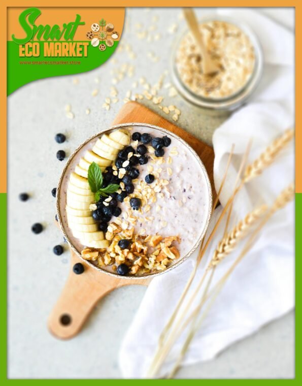 Desayuno de Granola sin Pasas de Uva con arándanos, chips de bananan y más.